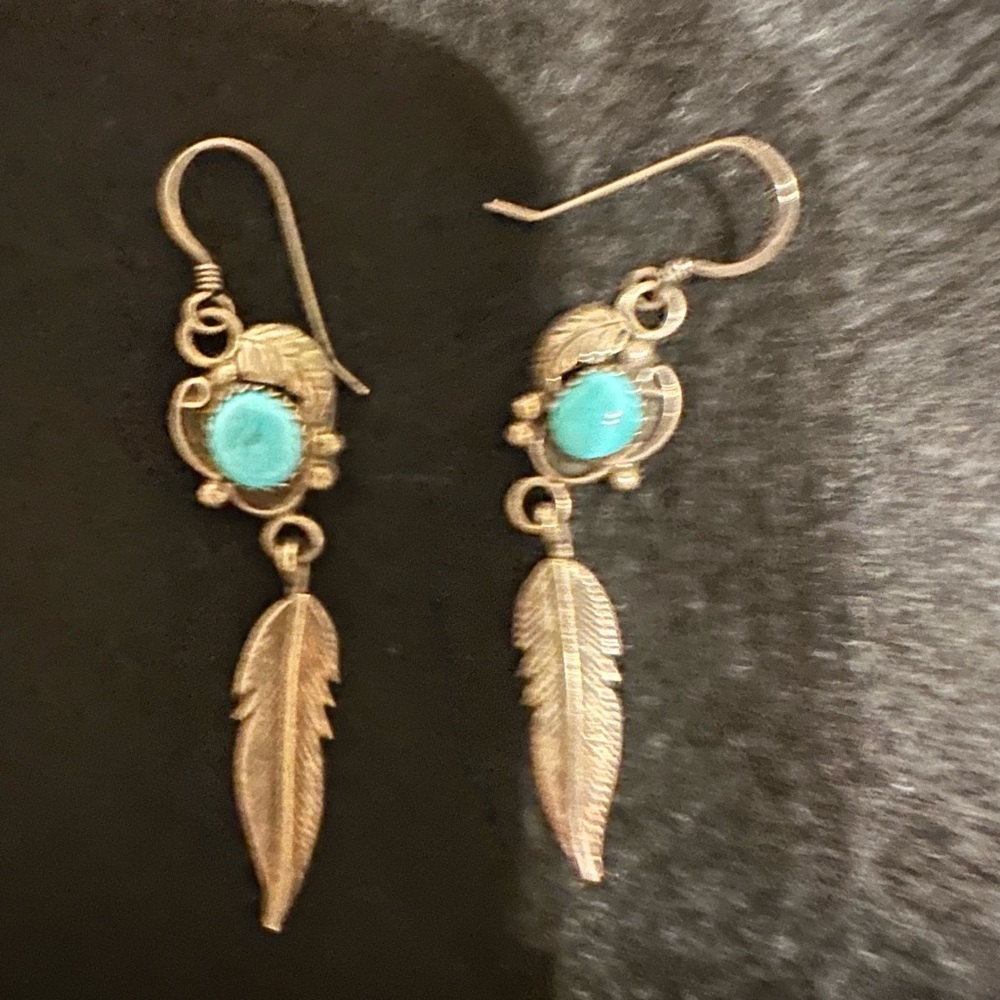 Womens sterling silver turquoise feathers